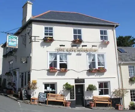 The Safe Harbour 3*